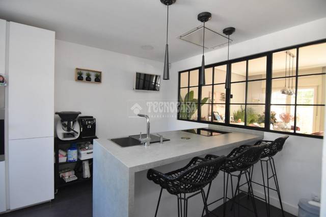 Casa adosada en Venta en Centro