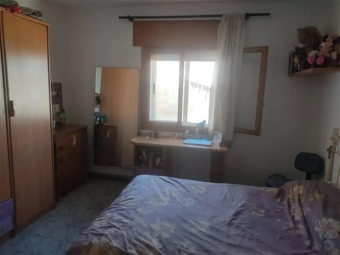 Habitación de Casa adosada en venta en Baza con Trastero y Balcón