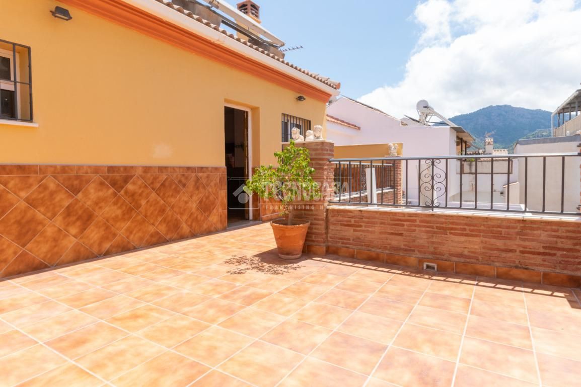 Terrassa de Casa adosada en venda en Alhaurín de la Torre amb Terrassa i Traster