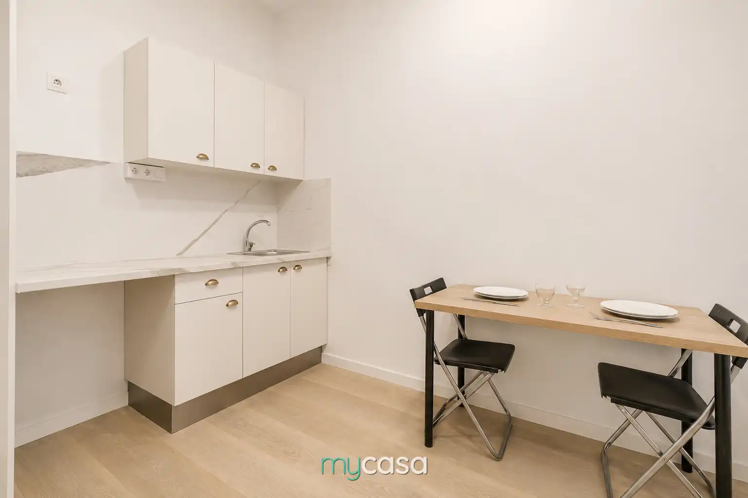 Cuina de Estudi en venda en Viladecans amb Alarma