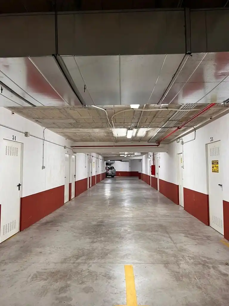 Storage room for rent in Carrer la Carátula, 6, Ciutat Universitària