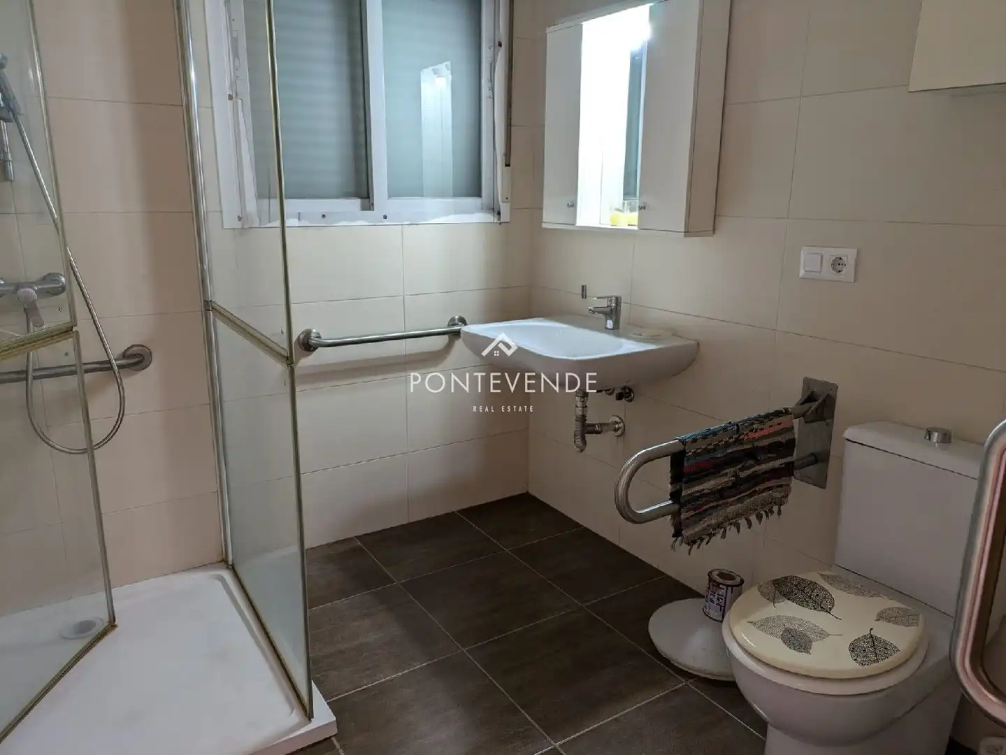 Bany de Casa o xalet en venda en Pontevedra Capital  amb Calefacció i Terrassa