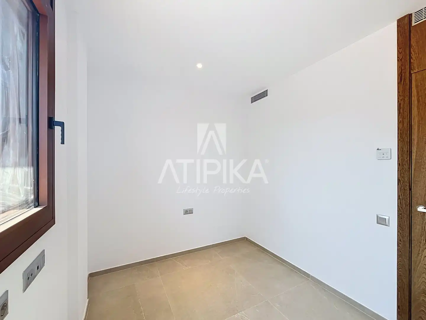 Habitación de Ático en venta en Castelldefels con Aire acondicionado, Calefacción y Horno