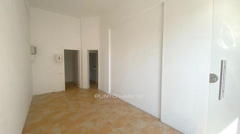 Foto 4 von Geschaftsraum zur Miete in Carrer del Guinardó, Navas, Barcelona Capital
