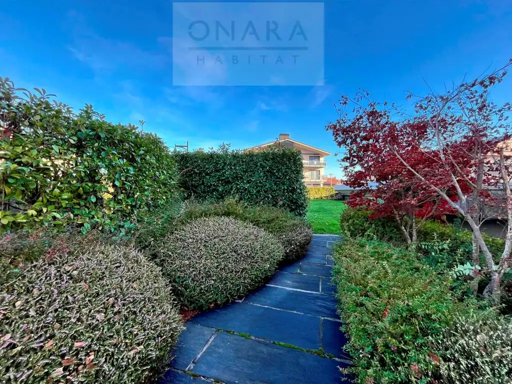 Garden of Duplexes for sale in Hondarribia