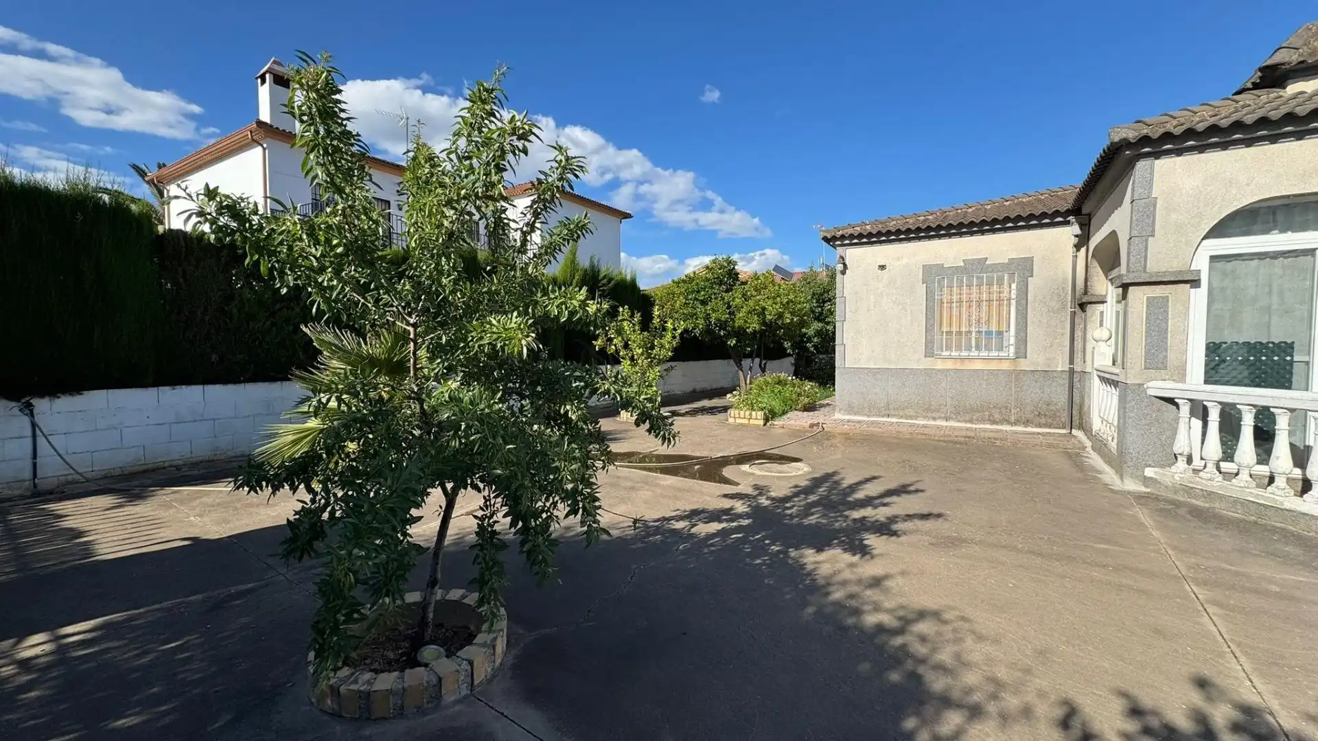 Exterior view of Houses for sale in Córdoba  with Swimming Pool