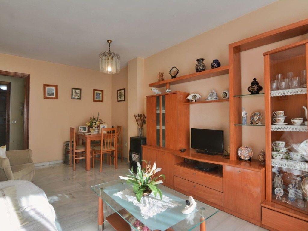 Living room of Flat for sale in Mijas  with Air Conditioner, Furnished and Oven