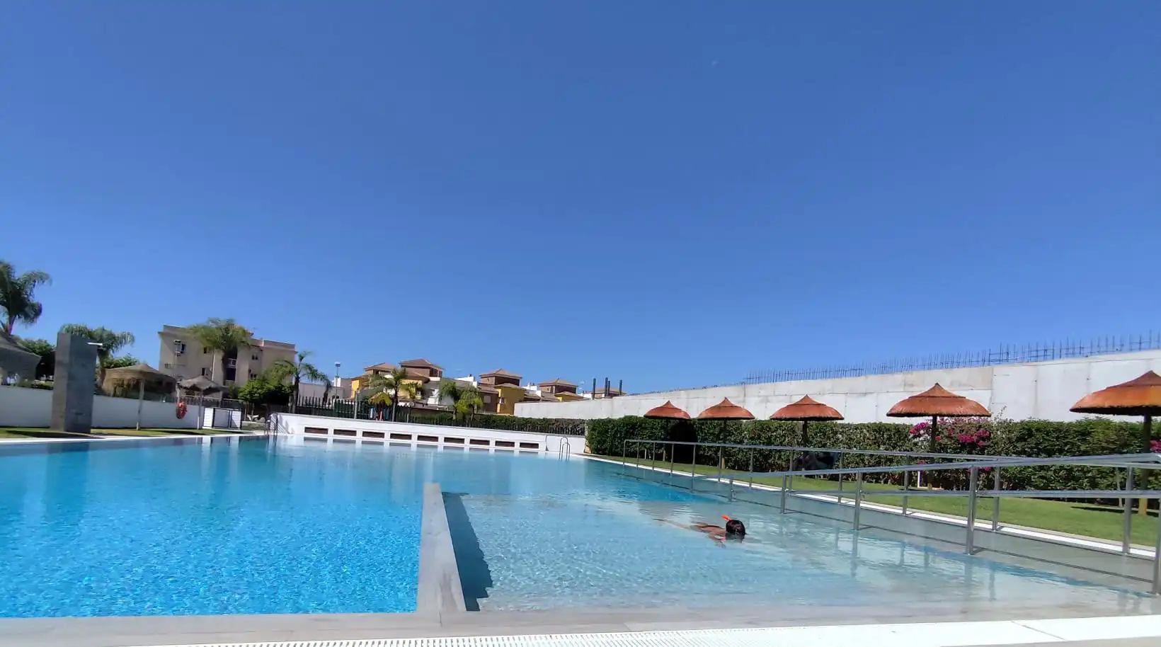 Swimming pool of Flat for rent in Torrox  with Air Conditioner, Terrace and Furnished