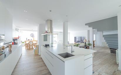 Kitchen of Attic for sale in  Barcelona Capital  with Air Conditioner, Heating and Parquet flooring