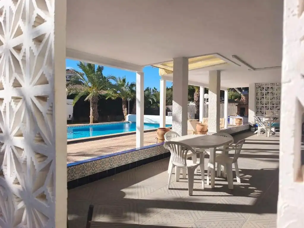 Schwimmbecken von Haus oder Chalet zum Verkauf in Cartagena mit Klimaanlage, Heizung und Privatgarten