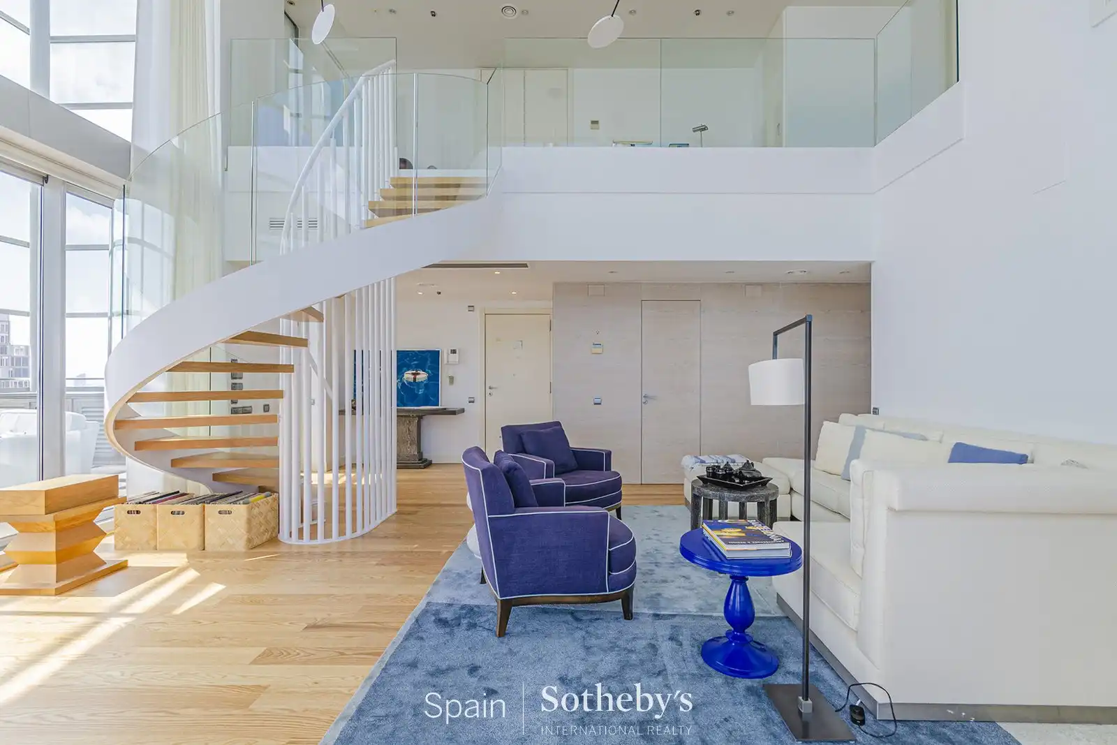 Sala de estar de Ático en venta en Barcelona con Calefacción, Terraza y Trastero