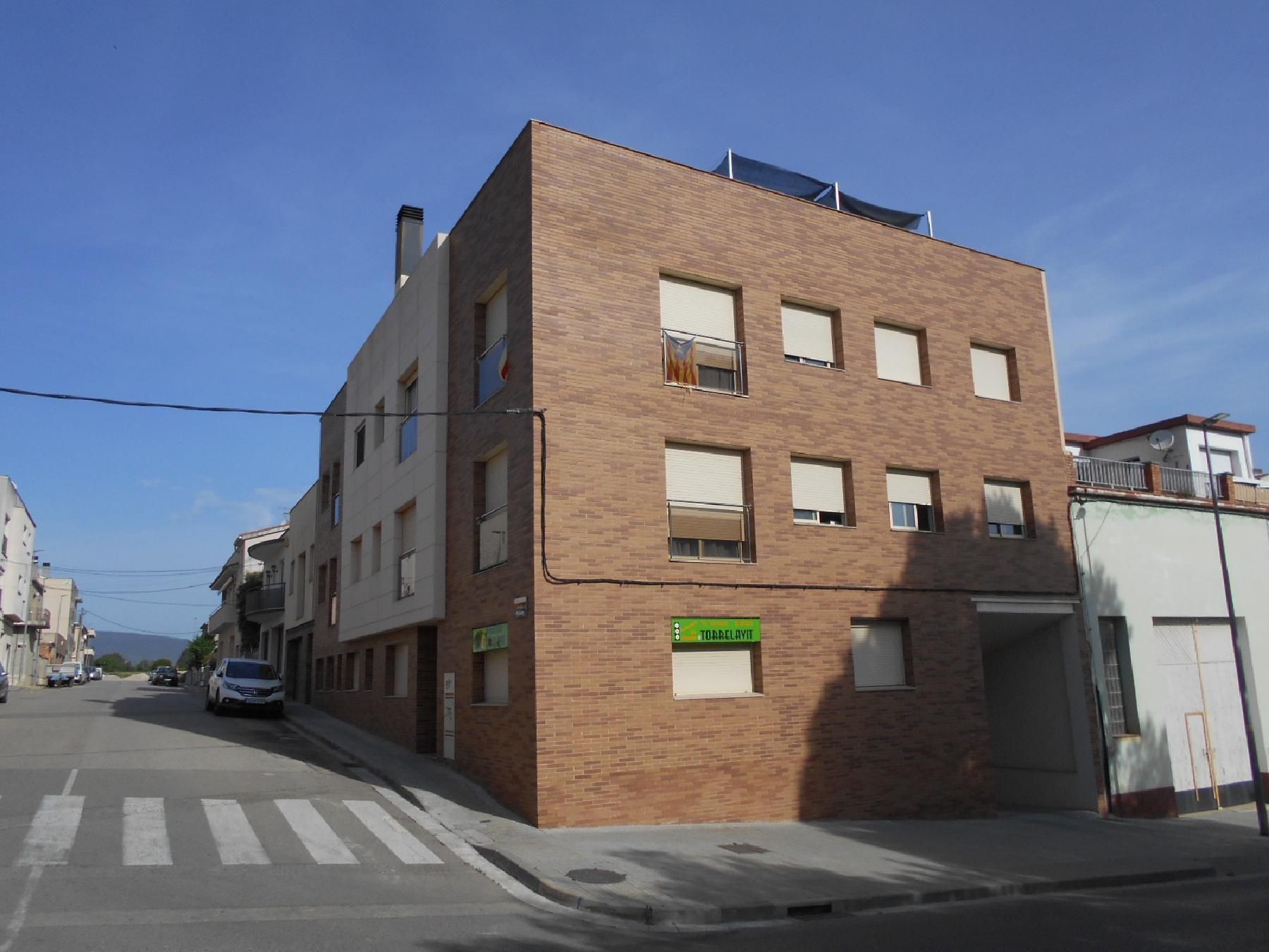 Exterior view of Duplex for sale in Torrelavit