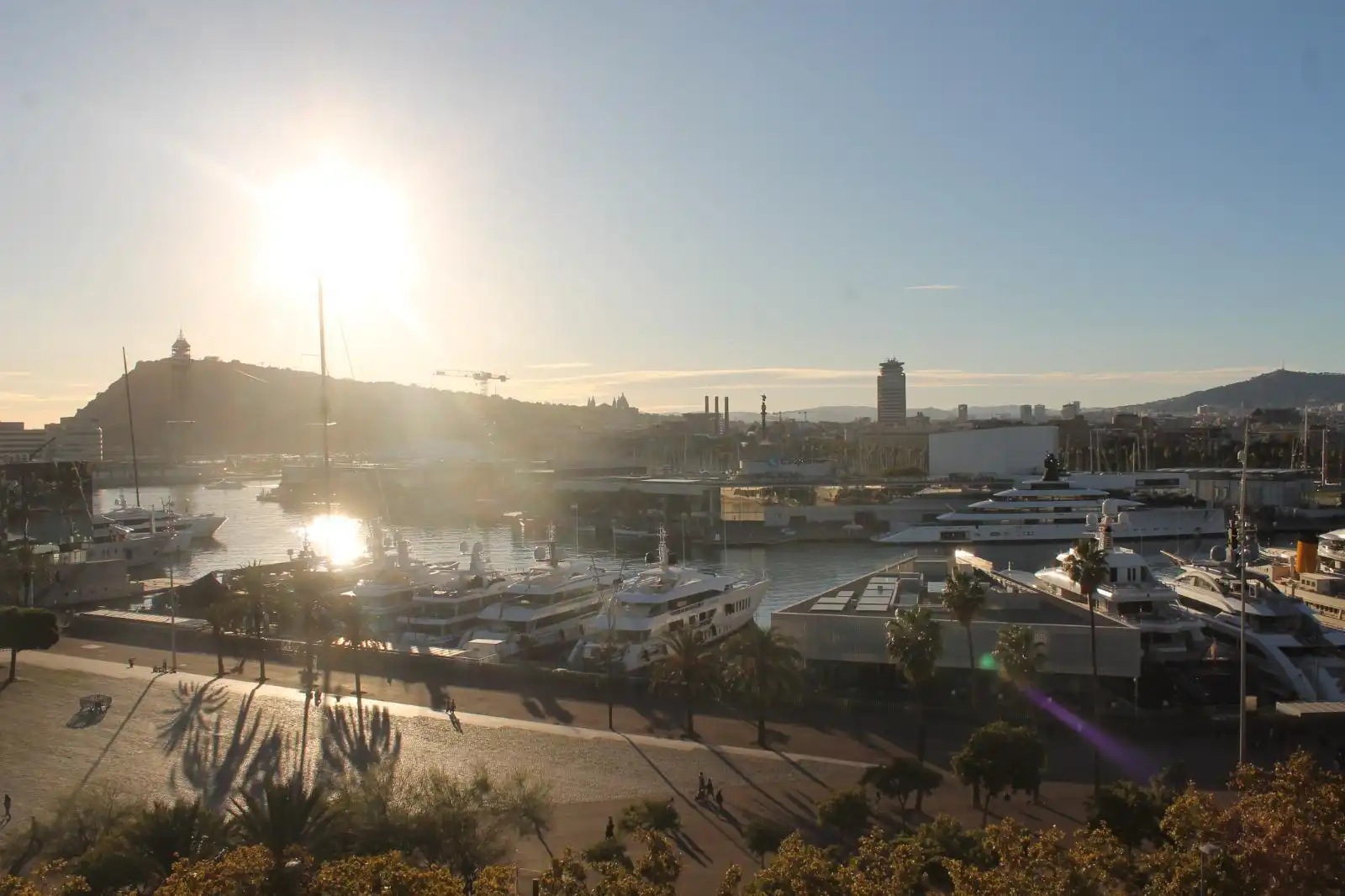 Vista exterior de Apartamento en venta en Barcelona con Calefacción