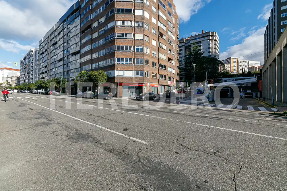 Außenansicht von Wohnung zum Verkauf in Vigo  mit Heizung und Parkett
