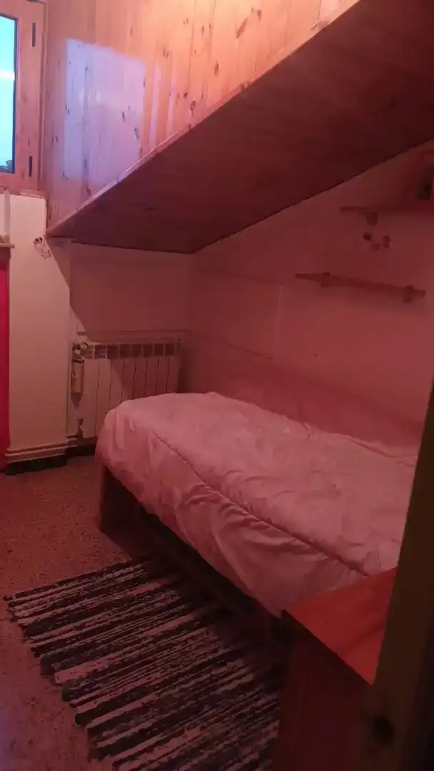 Dormitori de Pis en venda en Arén amb Aire condicionat, Parquet i Traster