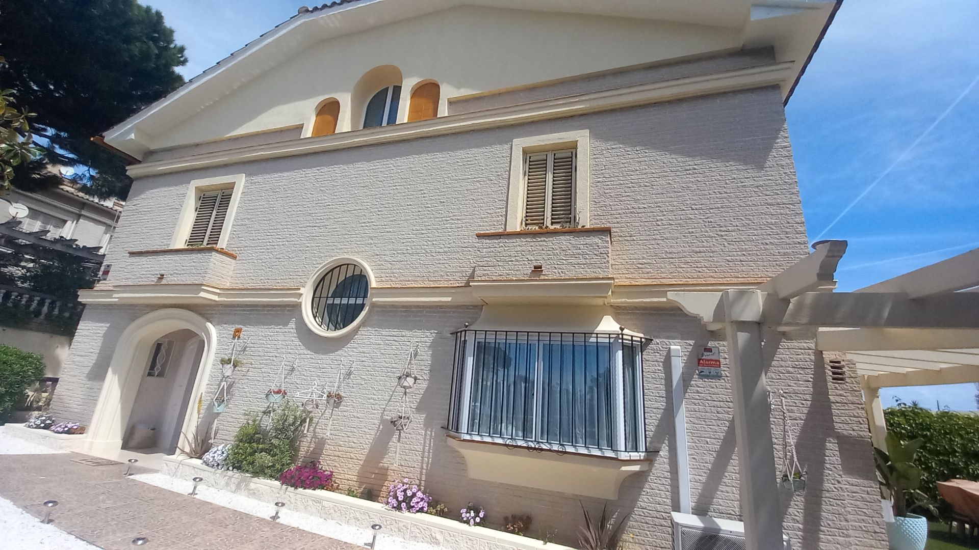 Exterior view of Single-family semi-detached for sale in Premià de Dalt  with Heating, Private garden and Terrace