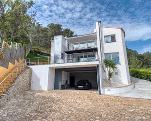 Exterior view of House or chalet for sale in Palafrugell  with Air Conditioner, Heating and Terrace