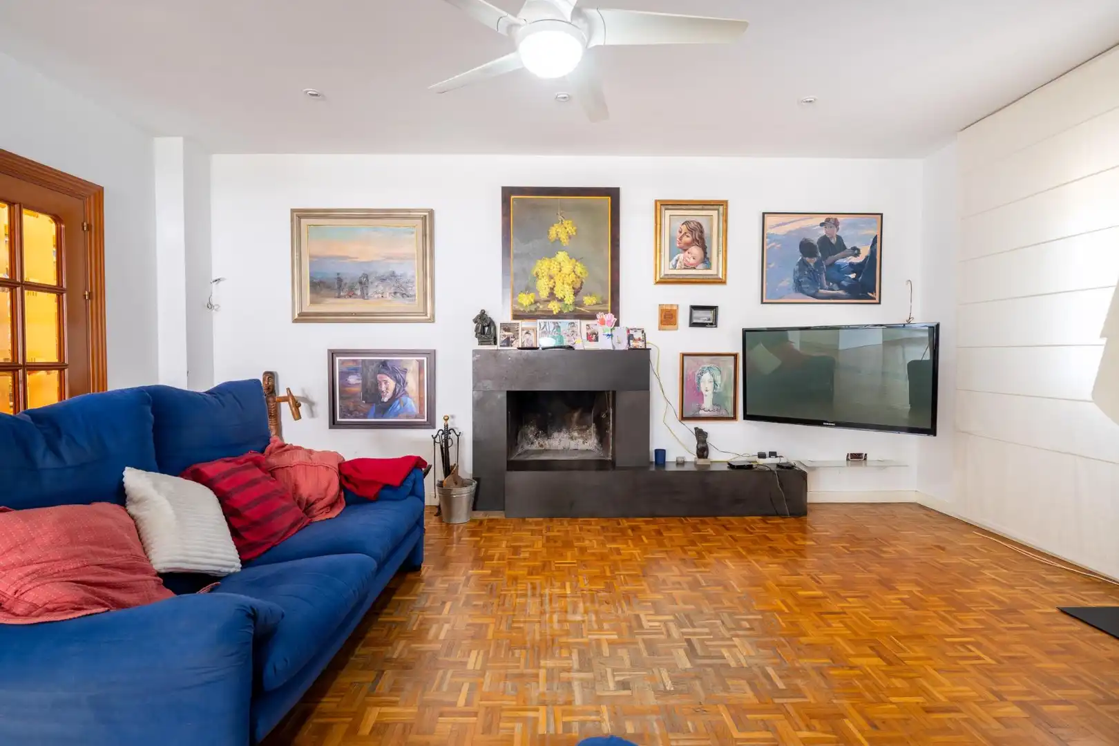 Sala de estar de Casa o chalet en venta en Roquetas de Mar con Aire acondicionado, Jardín privado y Parquet