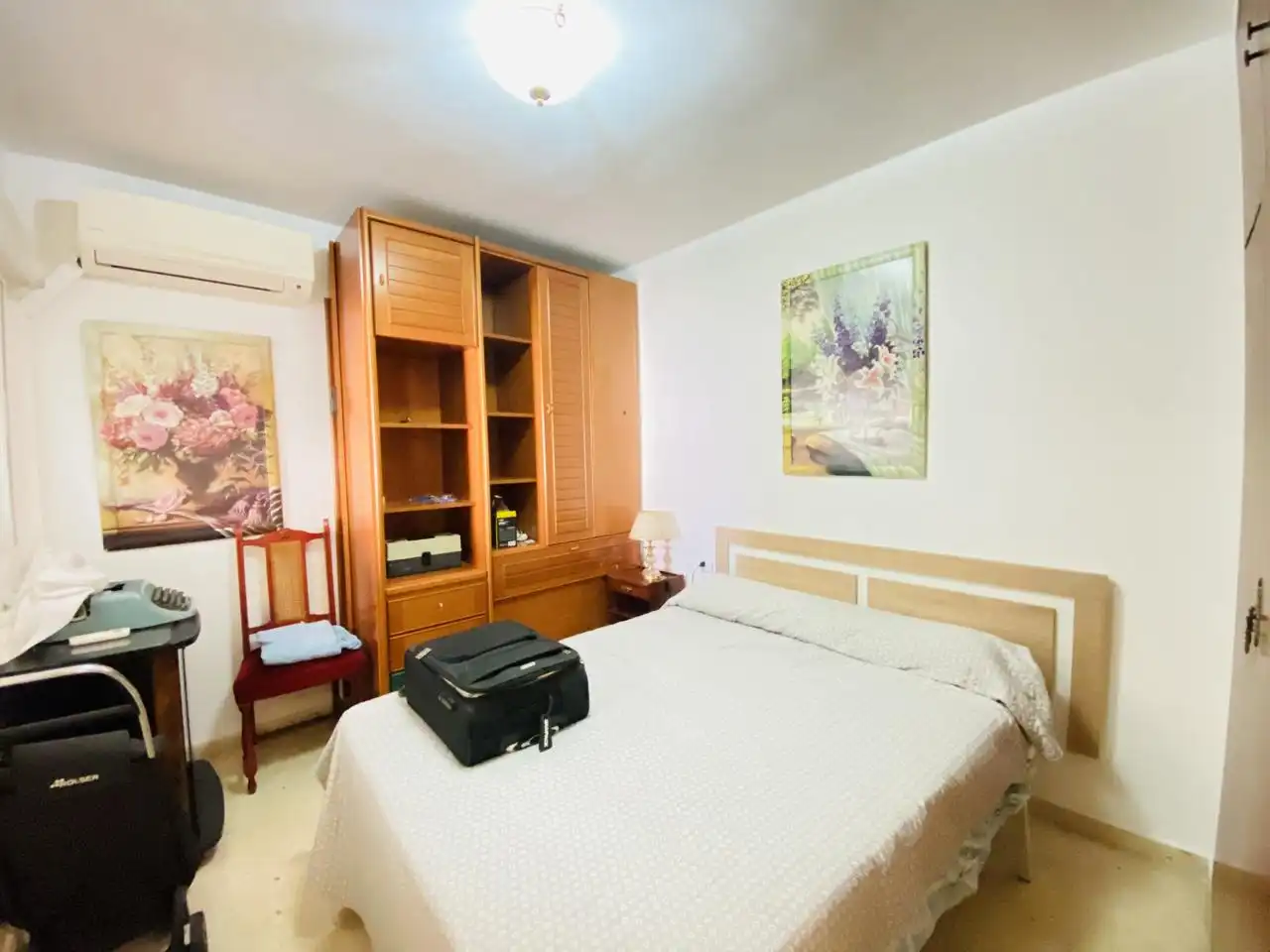 Bedroom of Flat for rent in Granada  with Air Conditioner