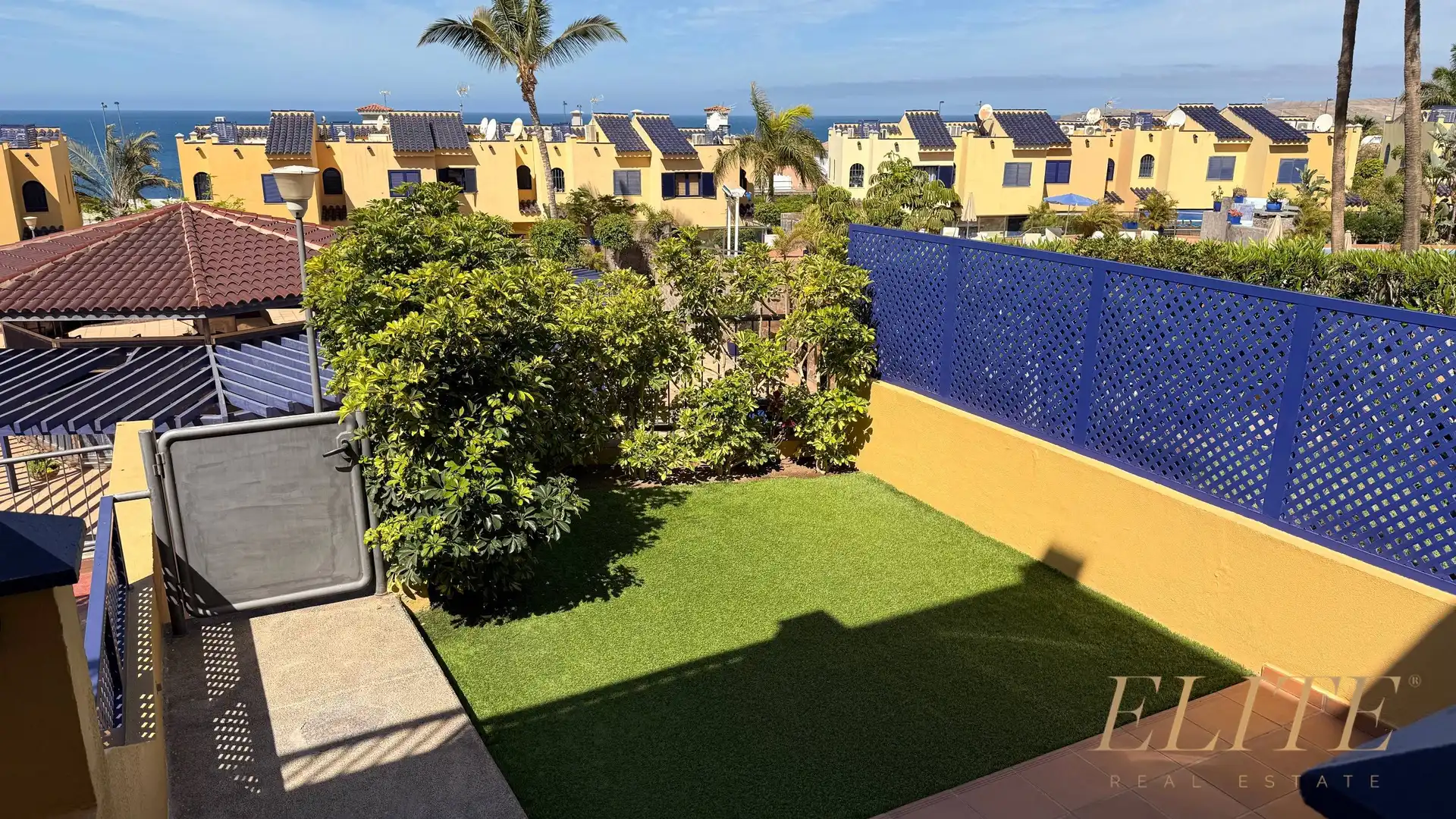 Terrace of Detached homes for sale in San Bartolomé de Tirajana  with Air Conditioner, Heating and Private garden