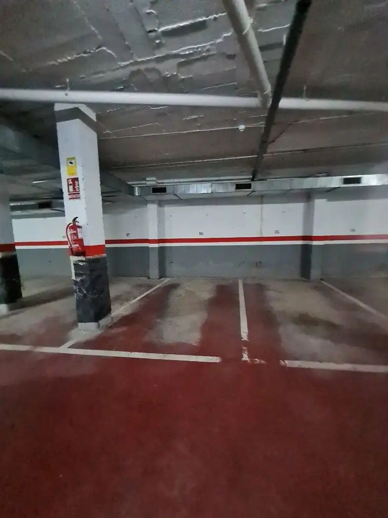 Einzelparkplatz zum Verkauf in Carrer Andorra, imagen 4