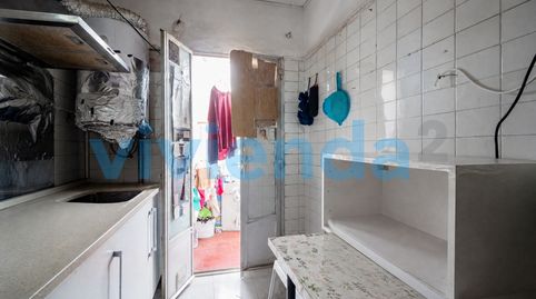 Foto 5 de Piso en venta en De Ramon Lujan, Almendrales, Madrid Capital