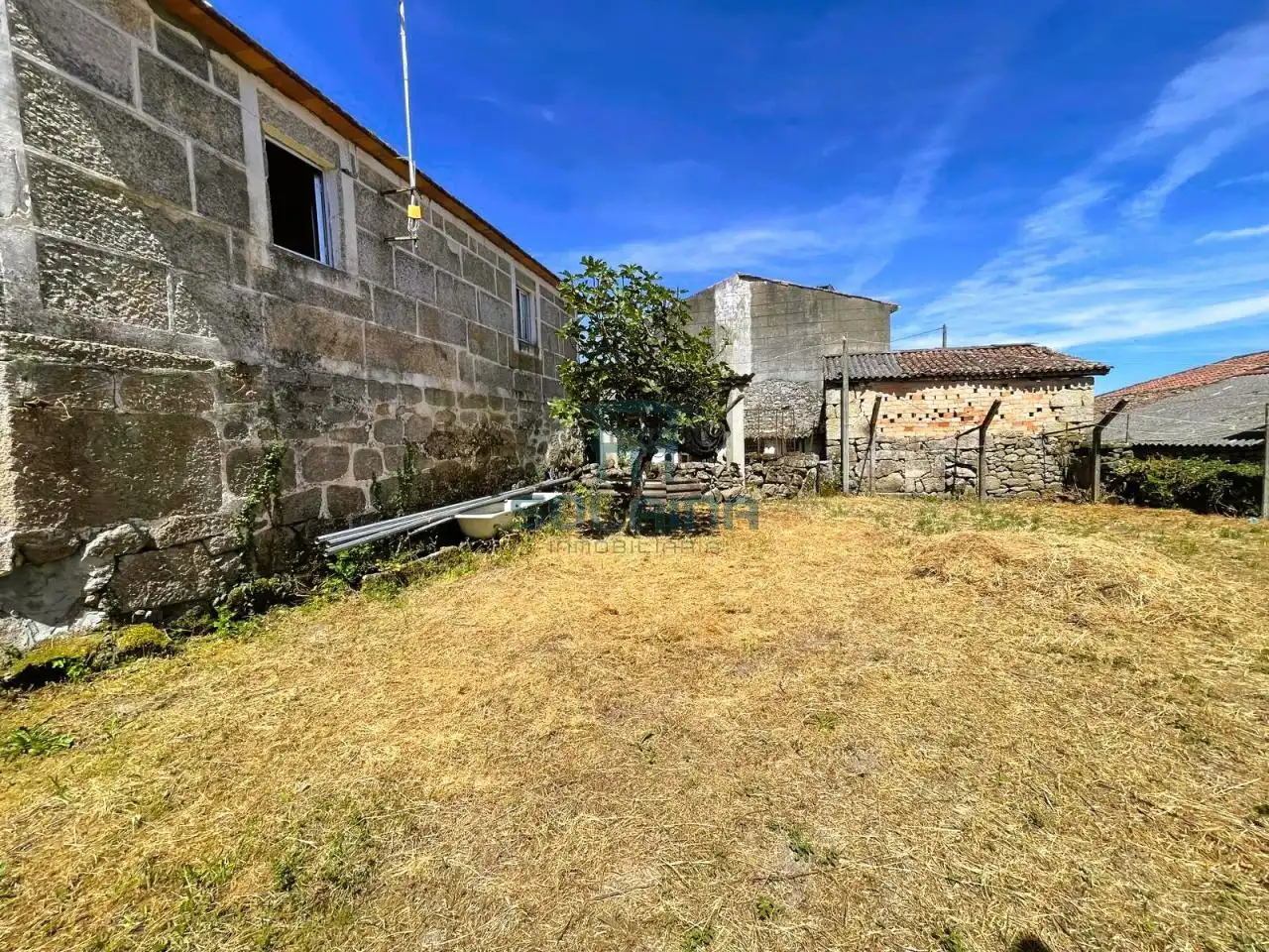 Casa o xalet en venda en Paderne de Allariz amb Jardí privat
