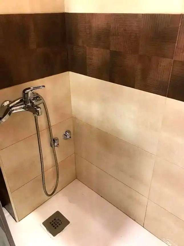 Bany de Pis de lloguer en Sevilla amb Aire condicionat