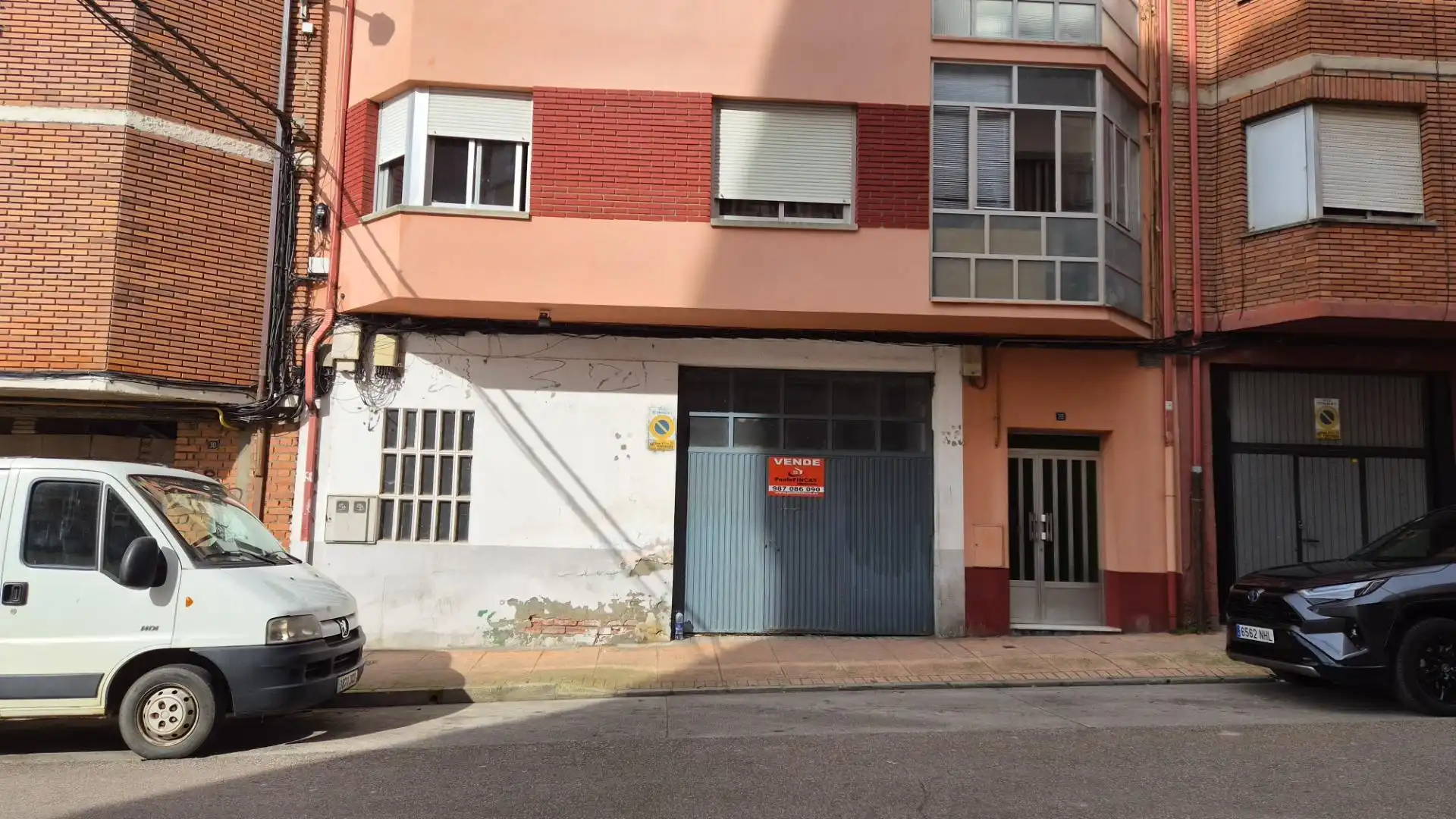 Local comercial en venda a Calle de la Batalla de Lepanto, imagen 3