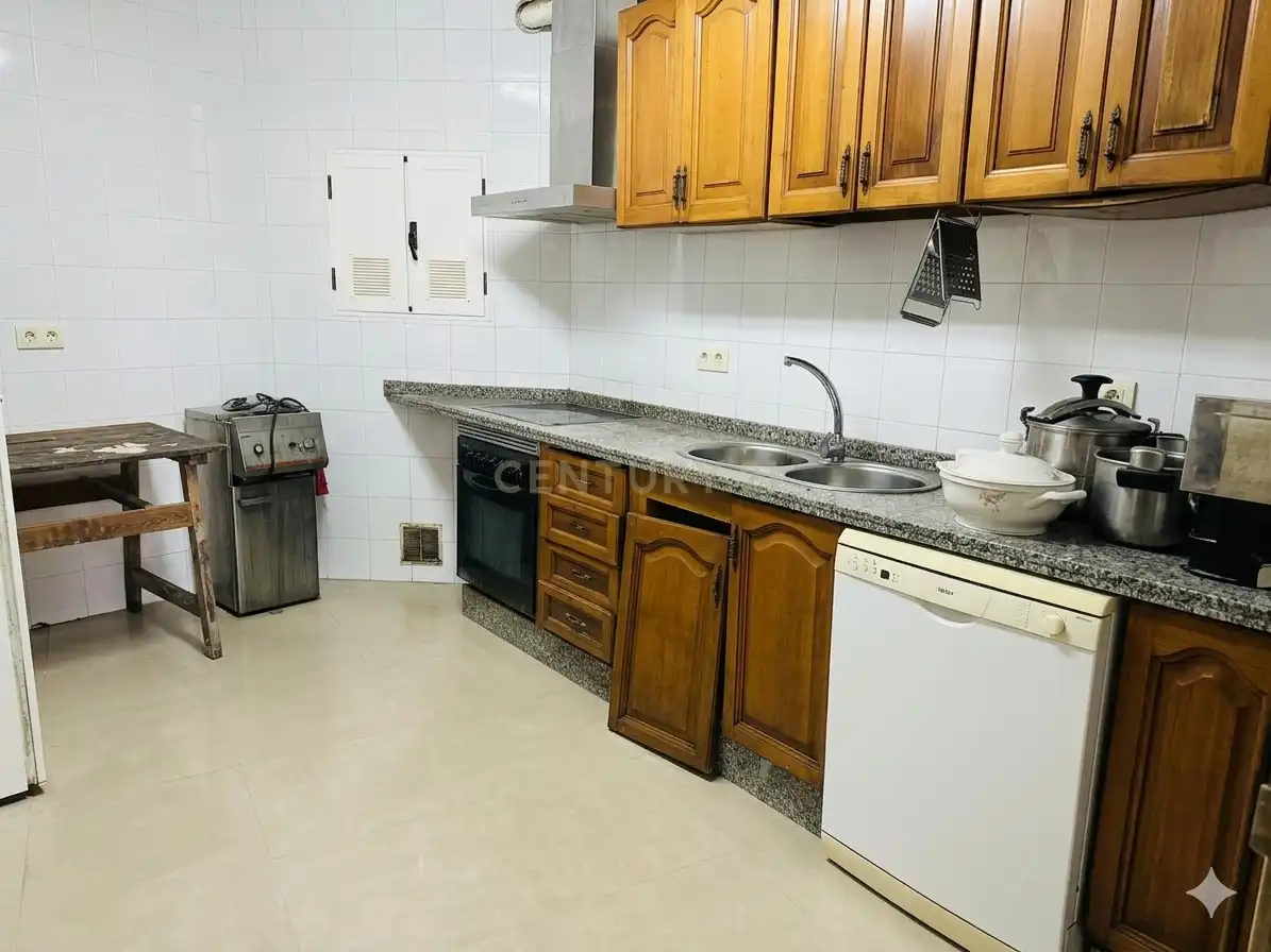 Cocina de Casa o chalet en venta en Madroñera con Jardín privado, Horno y Lavadora