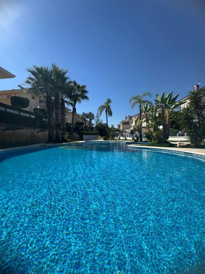 Casa o xalet de lloguer a Pilar de la Horadada, Alicante