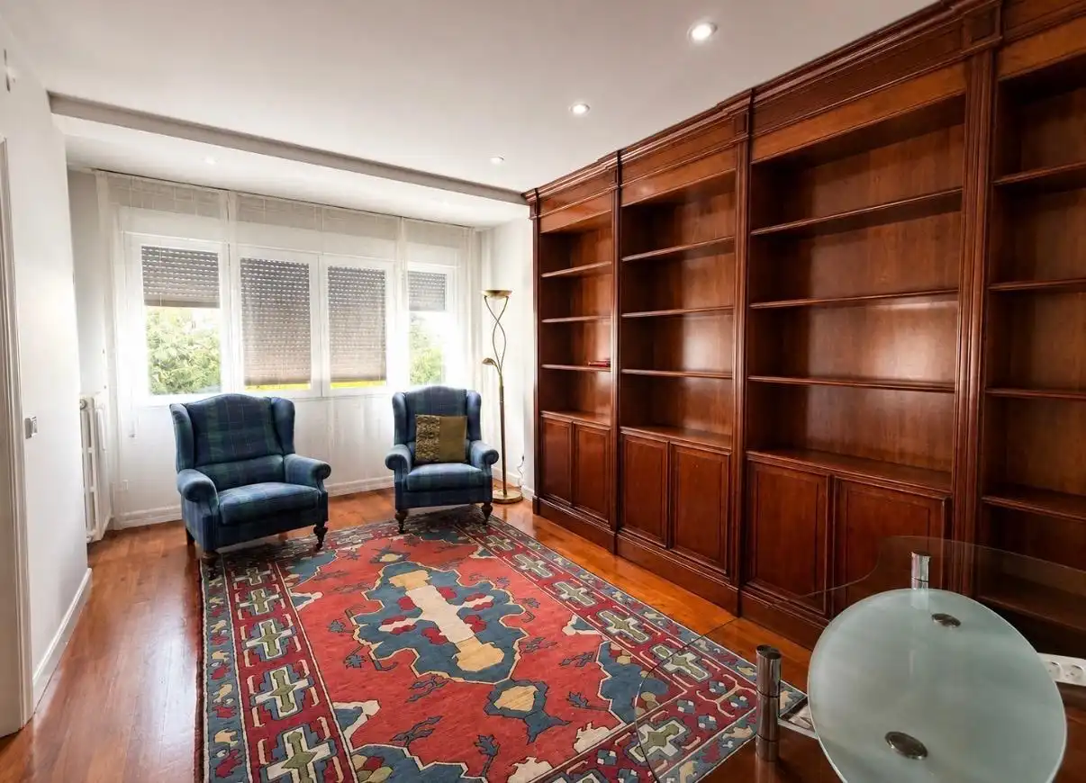 Wohnung zur Miete in Avenida Avenida Sancho 'El Fuerte', Iturrama