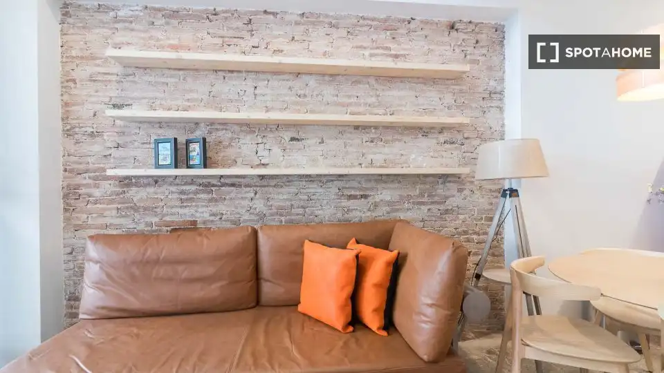 Habitació a Sant Gervasi- Galvany