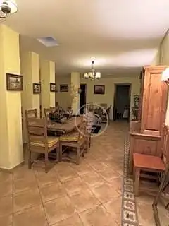 Casa o xalet en venda en Linares amb Aire condicionat, Jardí privat i Terrassa