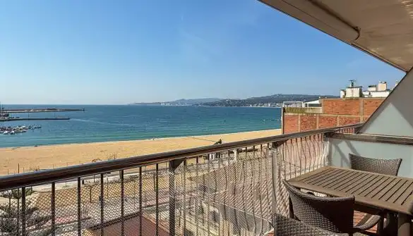 Apartment mit Aufzug zum Verkauf in Passeig del Mar