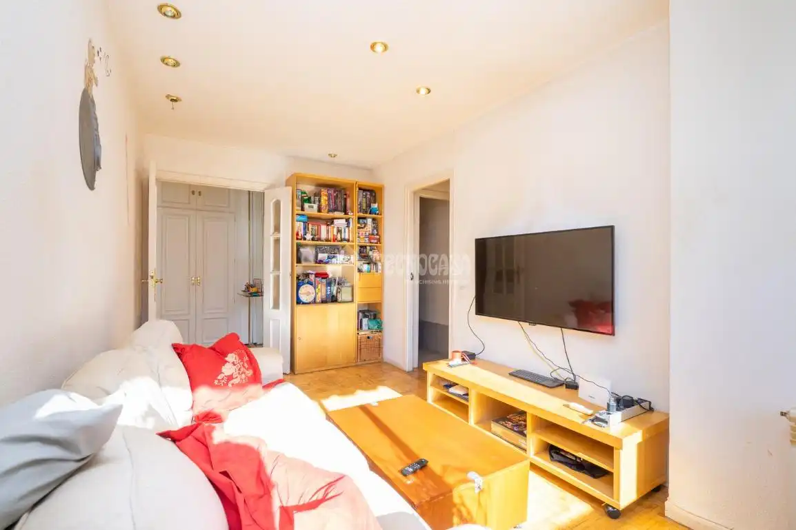 Sala de estar de Piso en venta en Coslada con Aire acondicionado, Calefacción y Parquet