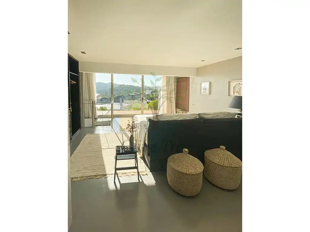 Duplexes for rent in Calle De Viena, Roca Llisa