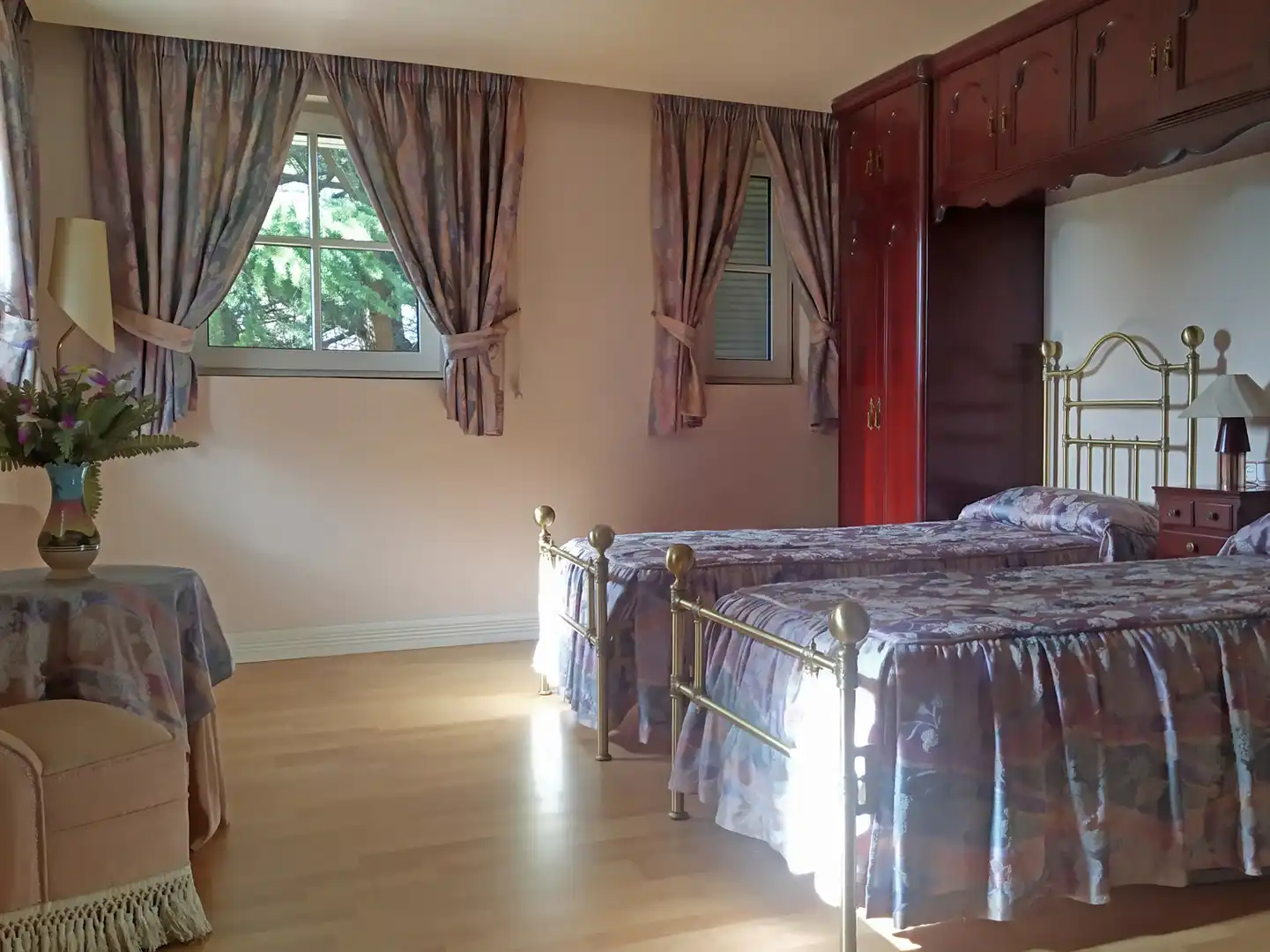 Habitación de Casa o chalet en venta en  Logroño con Calefacción, Terraza y Trastero