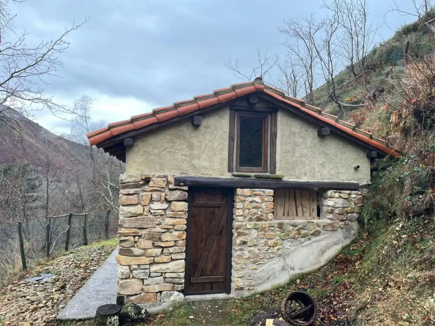 Vista exterior de Pis en venda en Piloña, Asturias