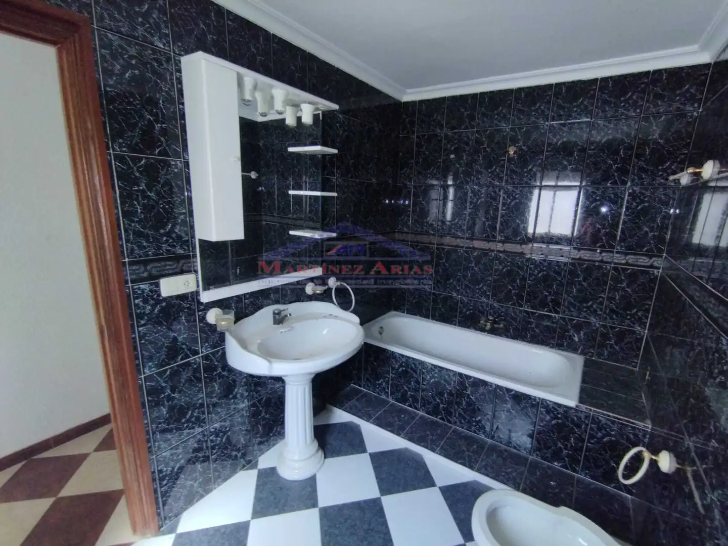 Bany de Edifici en venda en Alcaudete, Jaén