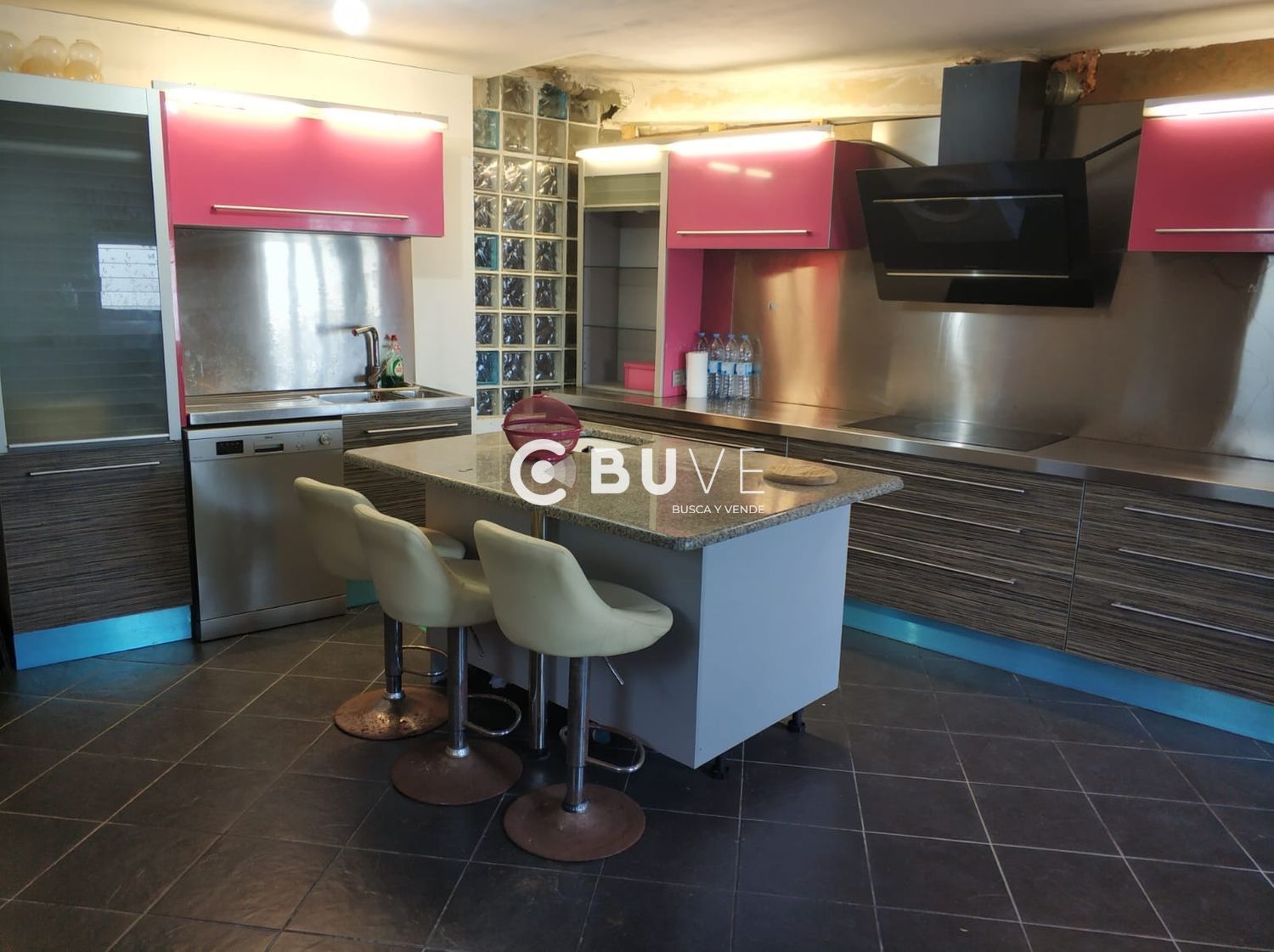 Cuina de Casa o xalet en venda en Rois amb Moblat