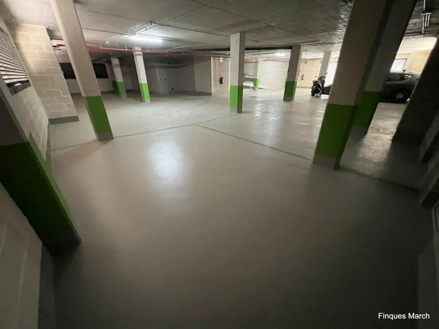 Parking de Piso de alquiler en Barcelona con Aire acondicionado, Calefacción y Parquet