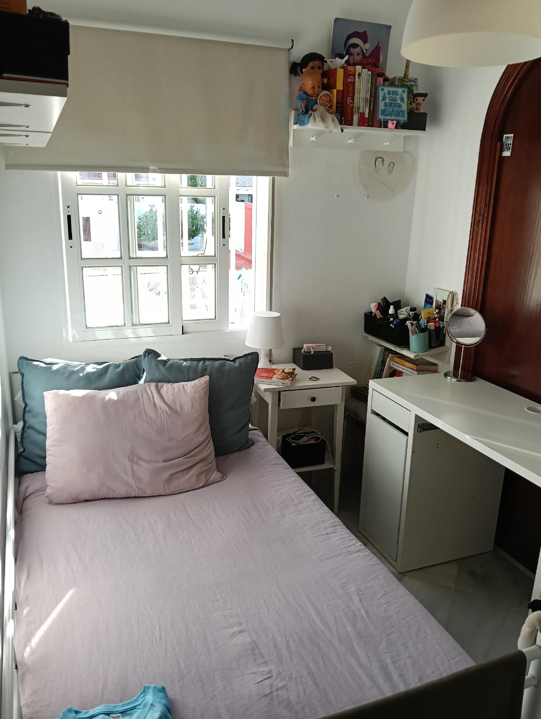 Habitación de Piso en venta en Bornos con Balcón