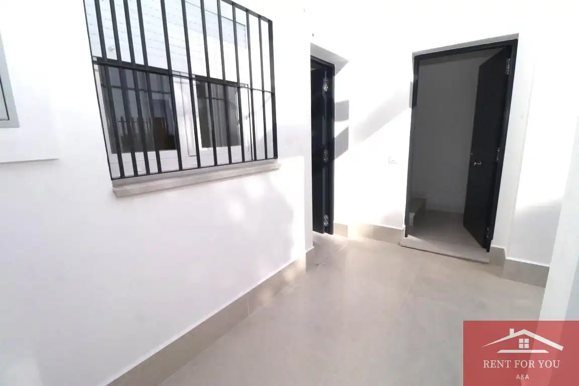 Ground floor for rent in Centro