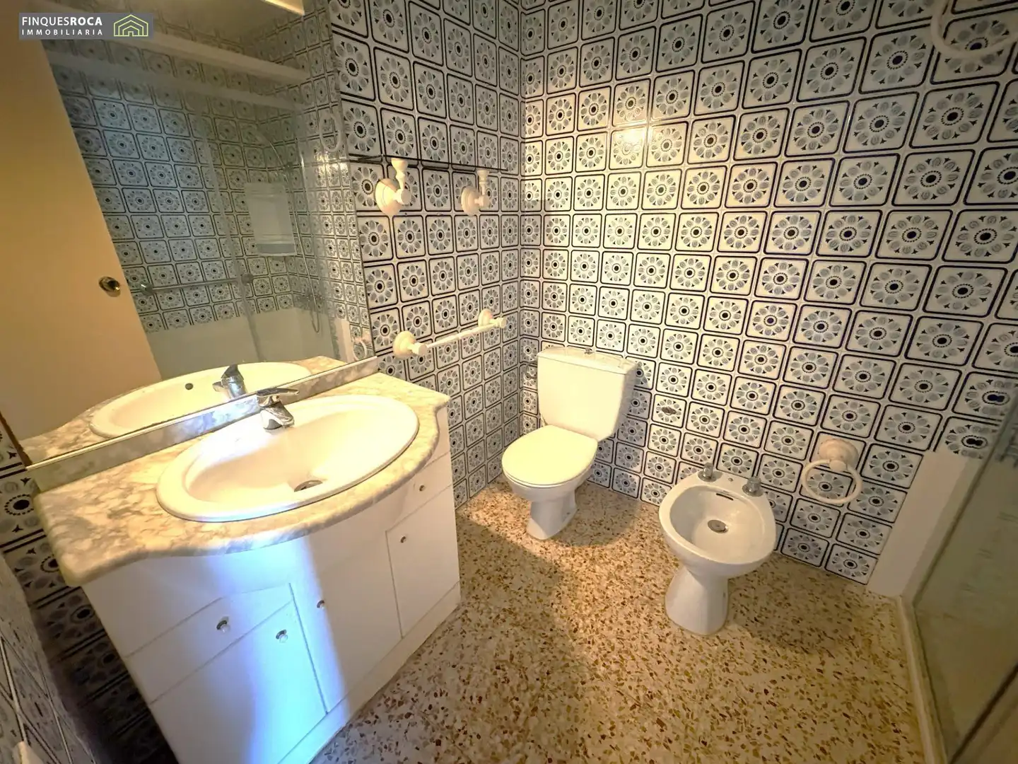Bathroom of Flat for sale in La Ràpita  with Air Conditioner, Heating and Terrace