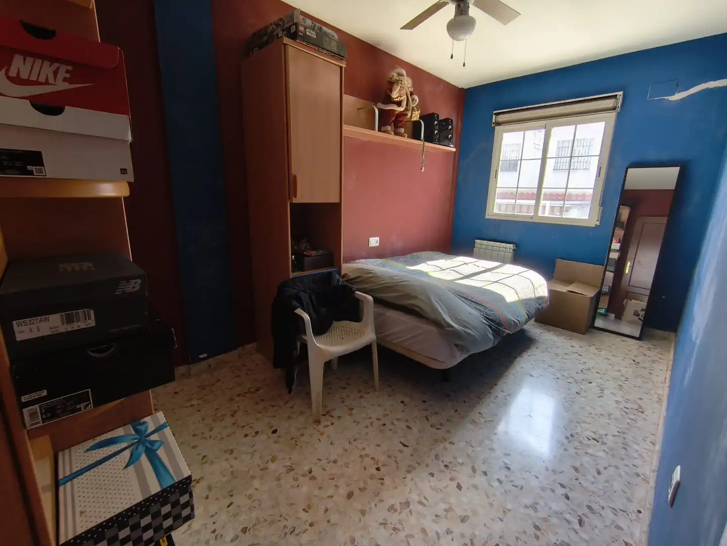 Habitación de Casa adosada en venta en Maracena con Calefacción y Trastero