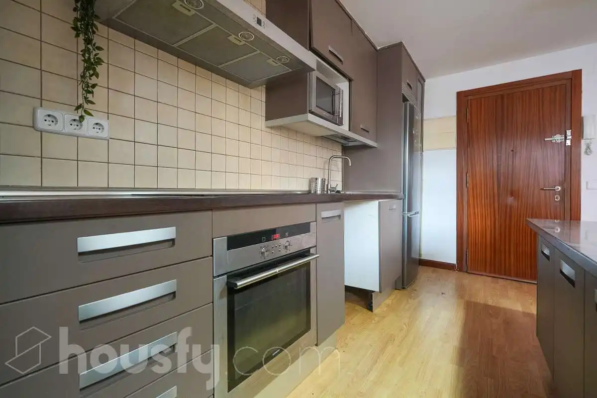 Küche von Dachboden zum Verkauf in Madrid