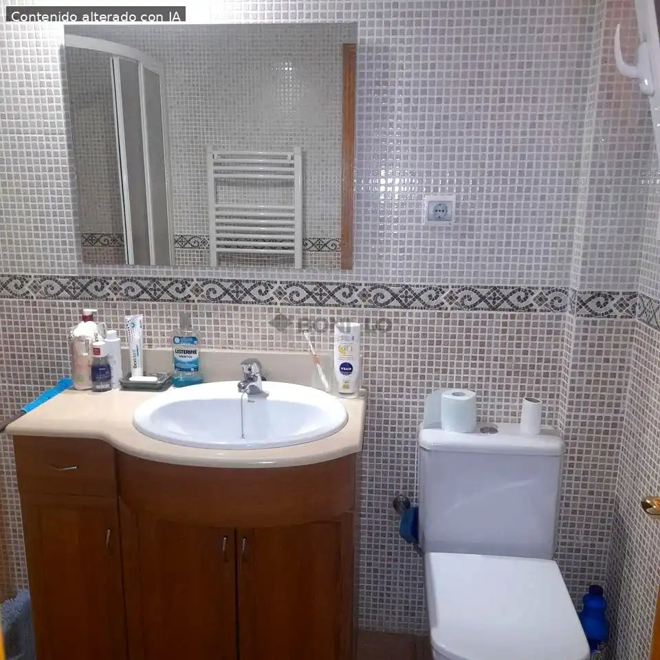Baño de Casa adosada en venta en Cascante del Río con Calefacción, Terraza y Balcón