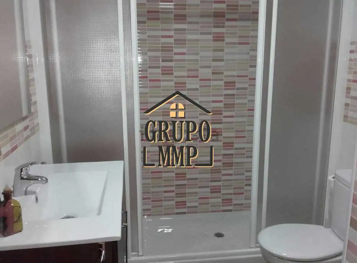 Bathroom of Flat for sale in Murcia  with Air Conditioner, Heating and Furnished