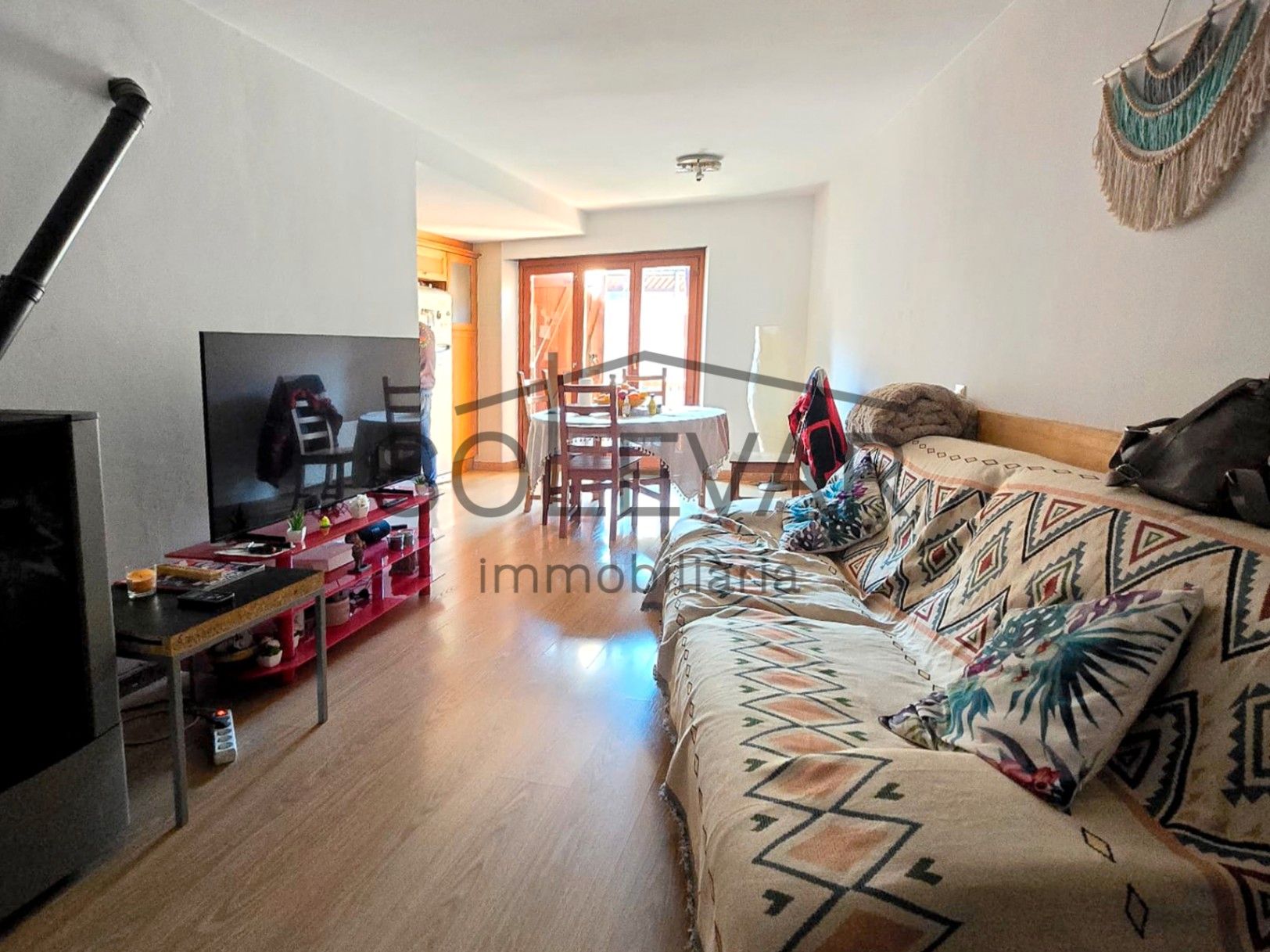 Sala d'estar de Dúplex en venda en Rialp